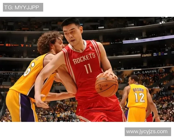 姚明詹姆斯罗斯三位篮球巨星的传奇故事与辉煌成就解析